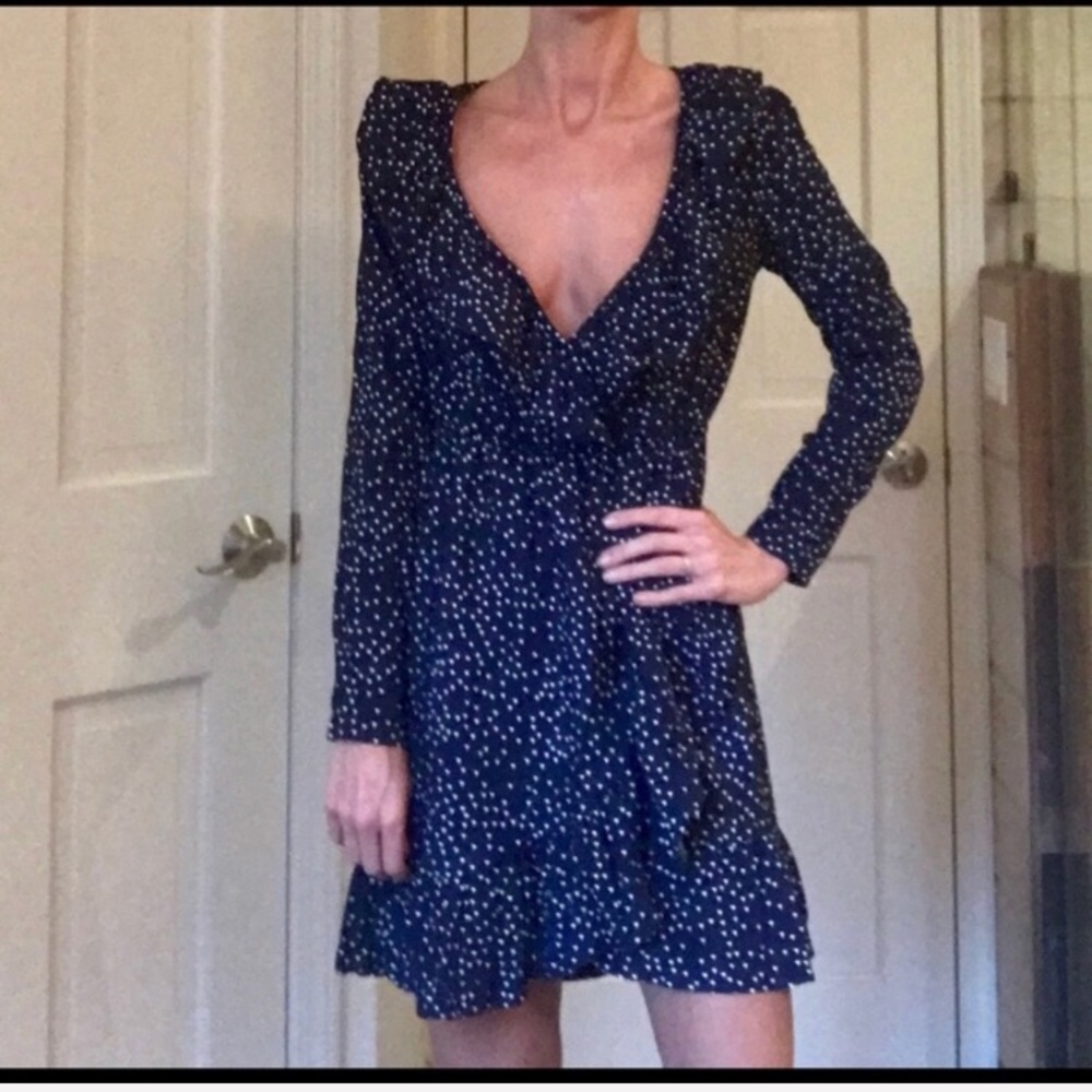 NWT polka dot ruffle wrap dress ⭐️5 star rated ⭐️ - Picture 6 of 8